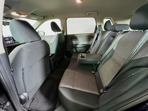 Used 2021 Nissan Rogue S AWD/4WD image 26