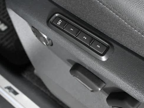 Used 2020 Volkswagen Tiguan SEL Premium R-Line w/ 3rd Row Seat Package image 23