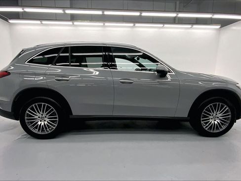 Used 2026 Mercedes-Benz GLC 300 image 6