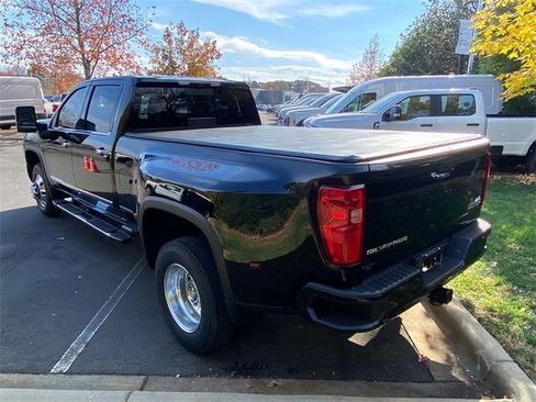 Used 2024 Chevrolet Silverado 3500 High Country w/ Technology Package image 30