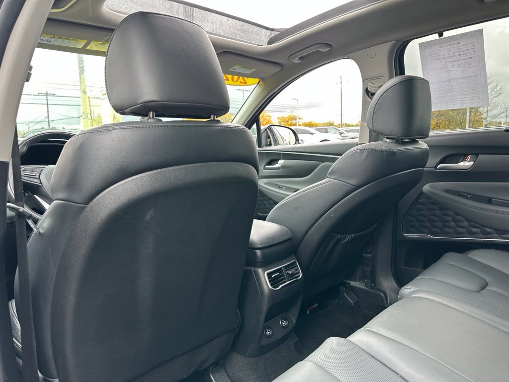 Used 2022 Hyundai Santa Fe SEL w/ Convenience + Premium Package AWD/4WD image 40