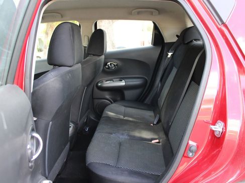 Used 2016 Nissan Juke S FWD image 9