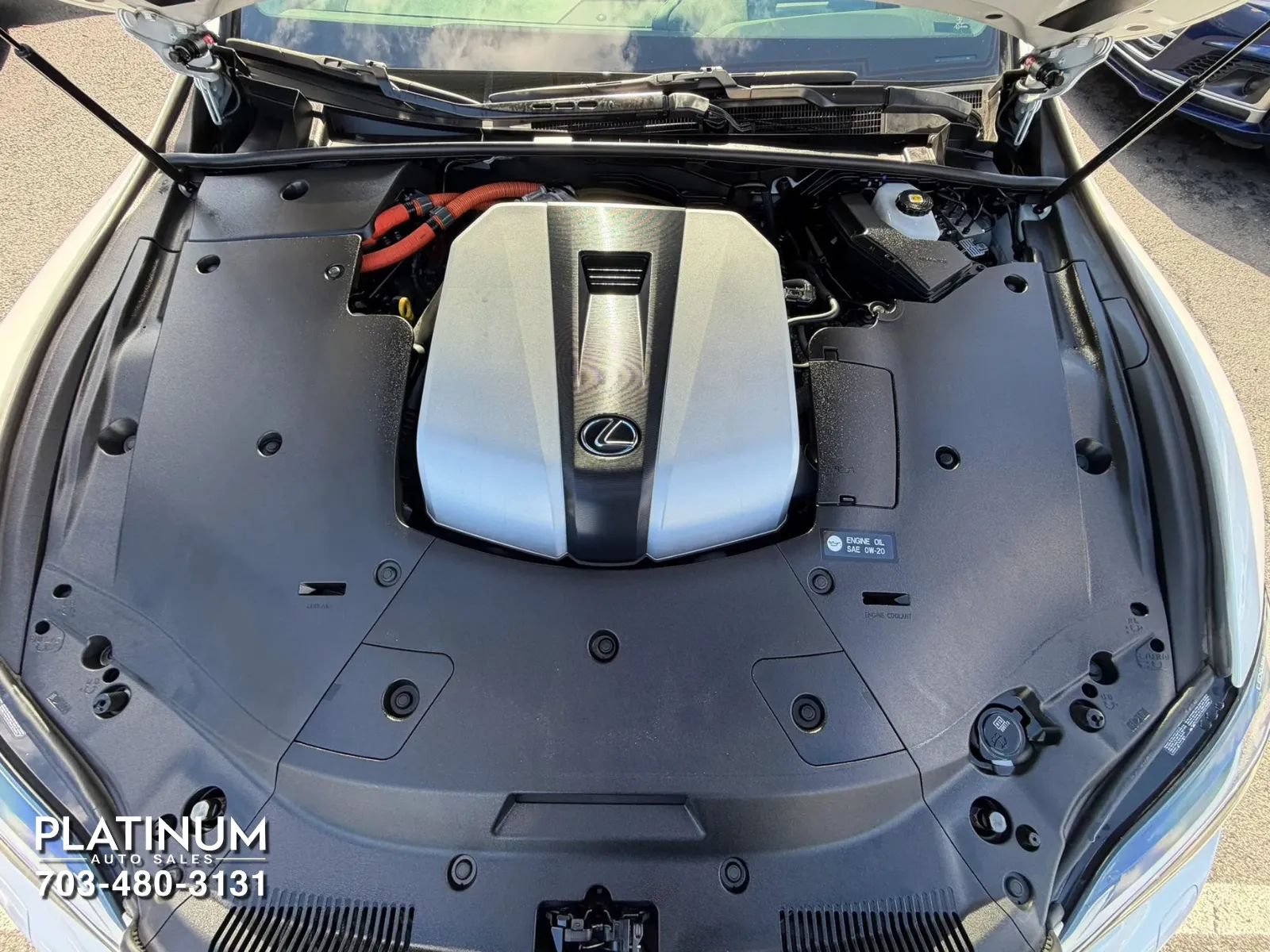 Used 2023 Lexus LS 500h AWD w/ Luxury Package image 9