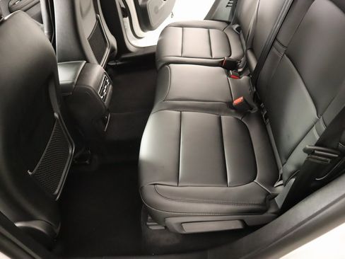 New 2026 Lincoln Corsair Premiere image 14