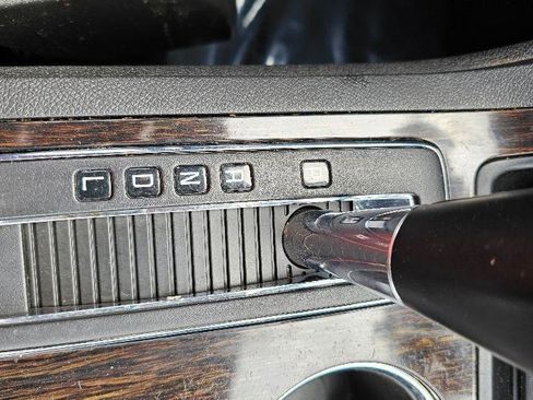 Used 2015 Chevrolet Traverse LTZ image 19