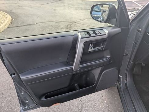 Used 2024 Toyota 4Runner SR5 Premium w/ Moonroof Package AWD/4WD image 15