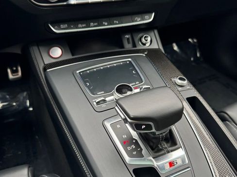 Used 2019 Audi SQ5 Prestige image 16