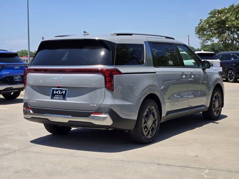 New 2026 Kia Carnival SX FWD image 4
