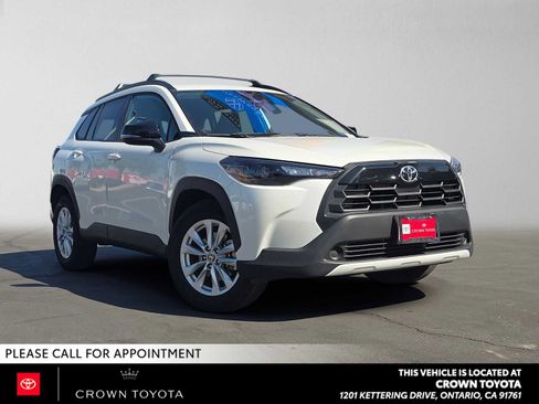 Certified 2026 Toyota Corolla Cross LE FWD image 1