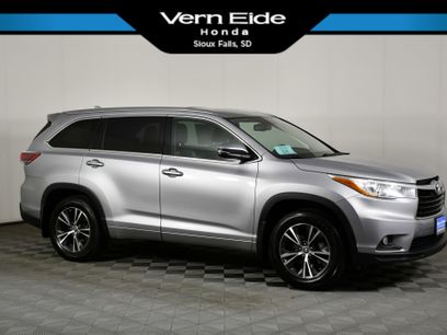 Used 2016 Toyota Highlander XLE