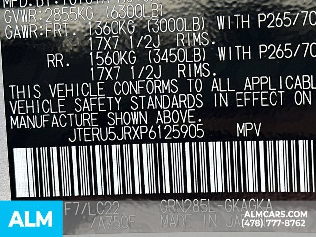 Used 2023 Toyota 4Runner TRD Off-Road Premium w/ Moonroof Package AWD/4WD image 38