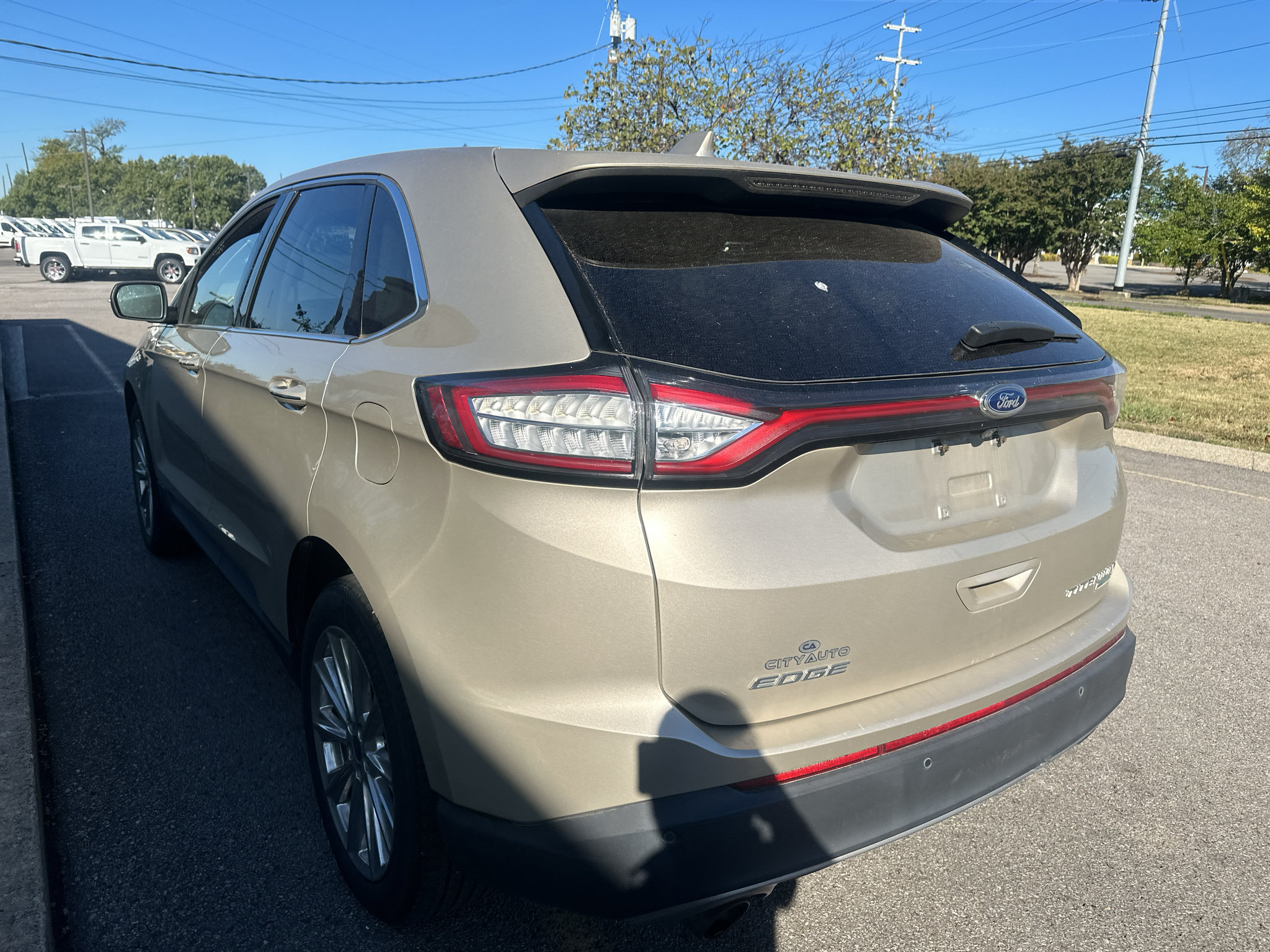 Used 2017 Ford Edge Titanium w/ Equipment Group 301A FWD image 6