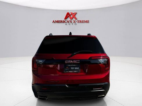 Used 2022 GMC Acadia SLE w/ Driver Convenience Package image 4
