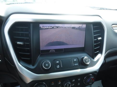 Used 2022 GMC Acadia SLE w/ LPO, Floor Liner Package FWD image 19