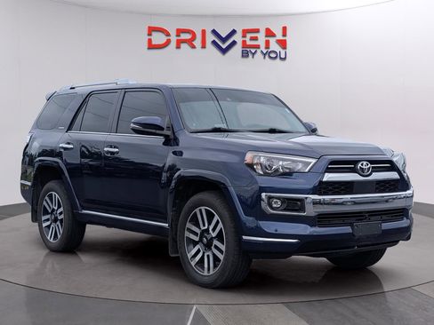 Used 2023 Toyota 4Runner Limited AWD/4WD image 7