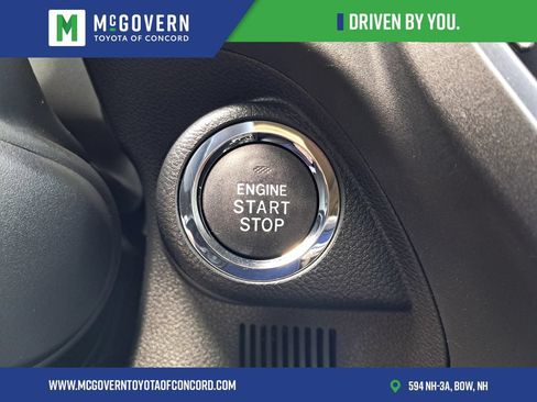 Used 2026 Subaru Forester Limited AWD/4WD image 32
