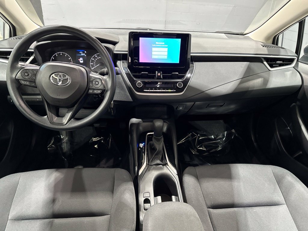 Used 2024 Toyota Corolla LE FWD image 6