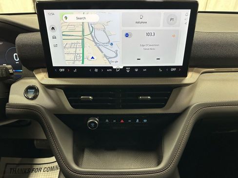 Used 2025 Ford Explorer Active image 25