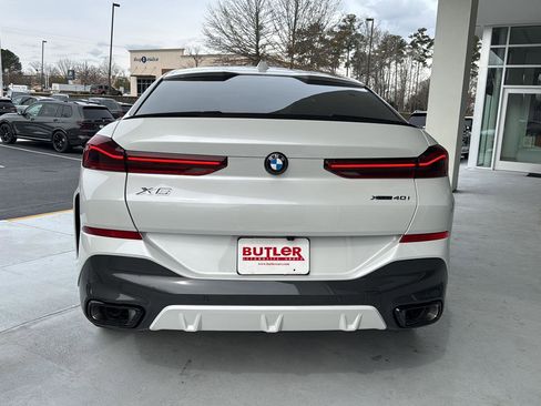 New 2026 BMW X6 xDrive40i image 4