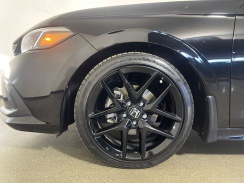 Used 2022 Honda Civic Sport image 11