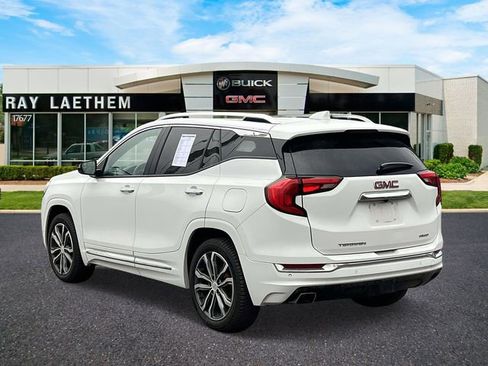 Used 2018 GMC Terrain Denali w/ Advanced Safety Package image 3