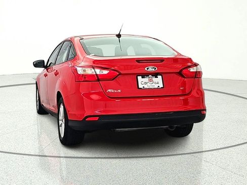 Used 2012 Ford Focus SE FWD image 6