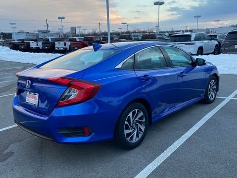 Used 2017 Honda Civic EX image 5