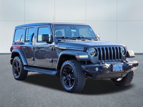 Used 2021 Jeep Wrangler Unlimited Sahara AWD/4WD image 8