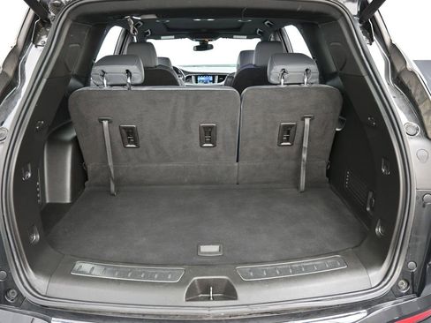 Used 2023 Buick Enclave Essence w/ Experience Buick Package image 17