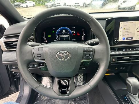 Used 2025 Toyota Camry SE w/ Convenience Package AWD/4WD image 34
