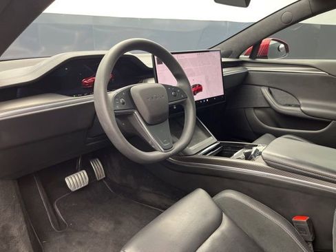 Used 2024 Tesla Model S Plaid image 8