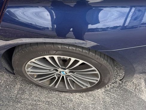 Used 2018 BMW 530i w/ Premium Package RWD image 6