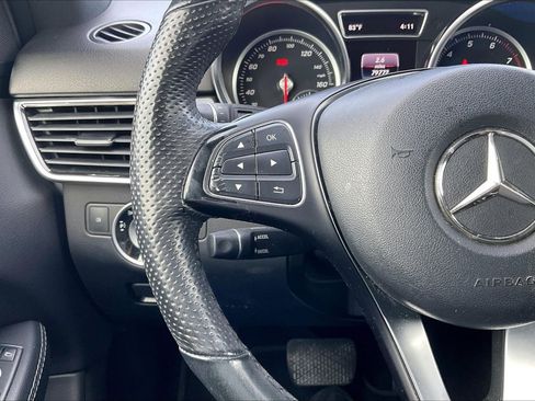 Used 2018 Mercedes-Benz GLE 350 w/ Premium 1 Package image 18