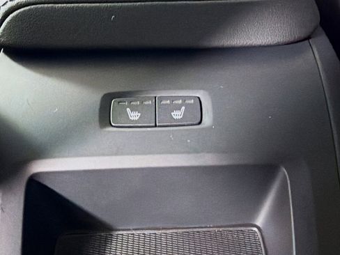 Used 2024 Volvo XC60 B5 Plus w/ Climate Package image 27