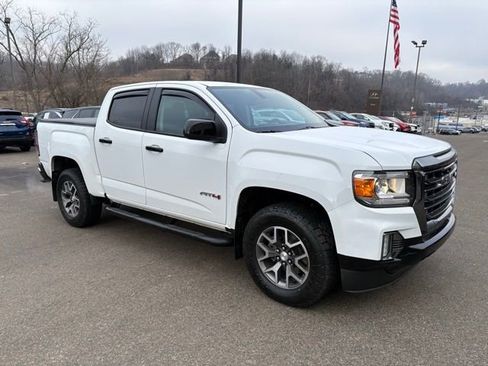 Used 2022 GMC Canyon AT4 w/ Trailering Package image 7