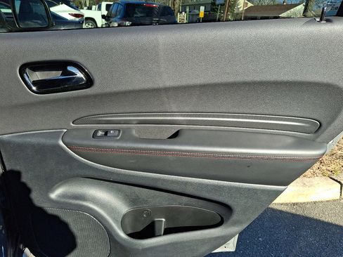 Used 2024 Dodge Durango GT image 13