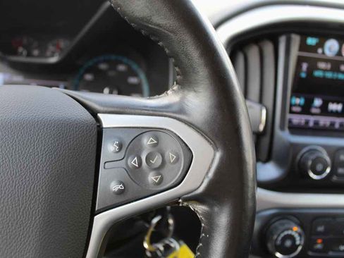 Used 2018 Chevrolet Colorado LT image 19