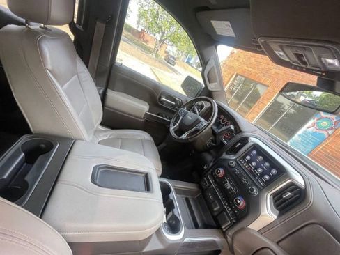 Used 2020 Chevrolet Silverado 1500 LTZ w/ LTZ Texas Edition AWD/4WD image 3
