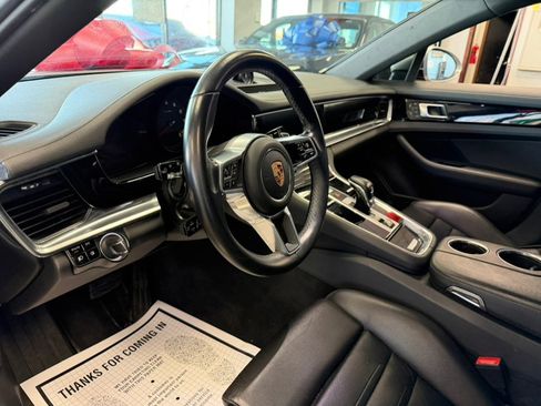 Used 2019 Porsche Panamera 4 image 29