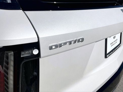 Certified 2025 Cadillac Optiq Luxury 1 image 31