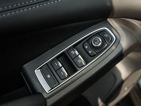 New 2025 Subaru Ascent Touring w/ Popular Package #2 image 18