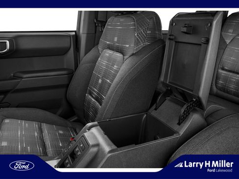 New 2026 Ford Bronco Heritage Edition AWD/4WD image 9