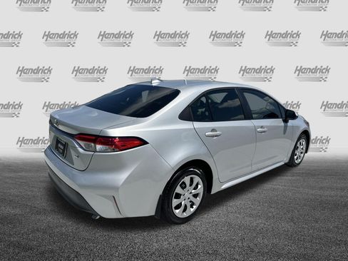 Used 2026 Toyota Corolla LE FWD image 10