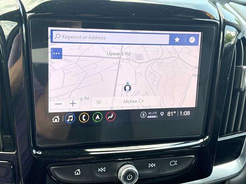 Used 2022 Chevrolet Traverse High Country FWD image 14