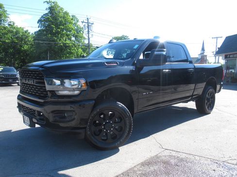 Used 2023 RAM 2500 Big Horn w/ Level B Equipment Group AWD/4WD image 29