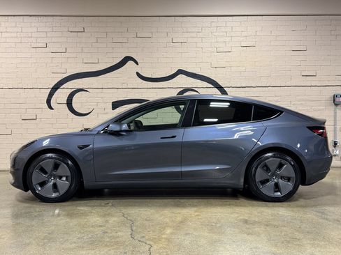 Used 2023 Tesla Model 3 Standard Range RWD image 7