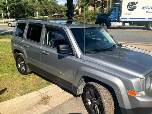 Used 2015 Jeep Patriot High Altitude image 32