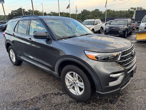 Used 2020 Ford Explorer XLT w/ Equipment Group 202A AWD/4WD image 1