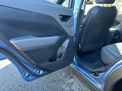 Used 2024 Subaru Crosstrek 2.0i Premium image 35