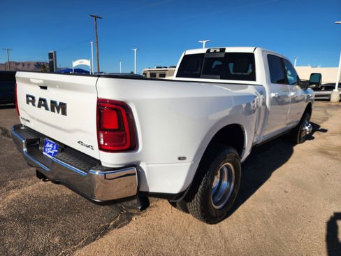 New 2026 RAM 3500 Laramie w/ Max Tow Package AWD/4WD image 6